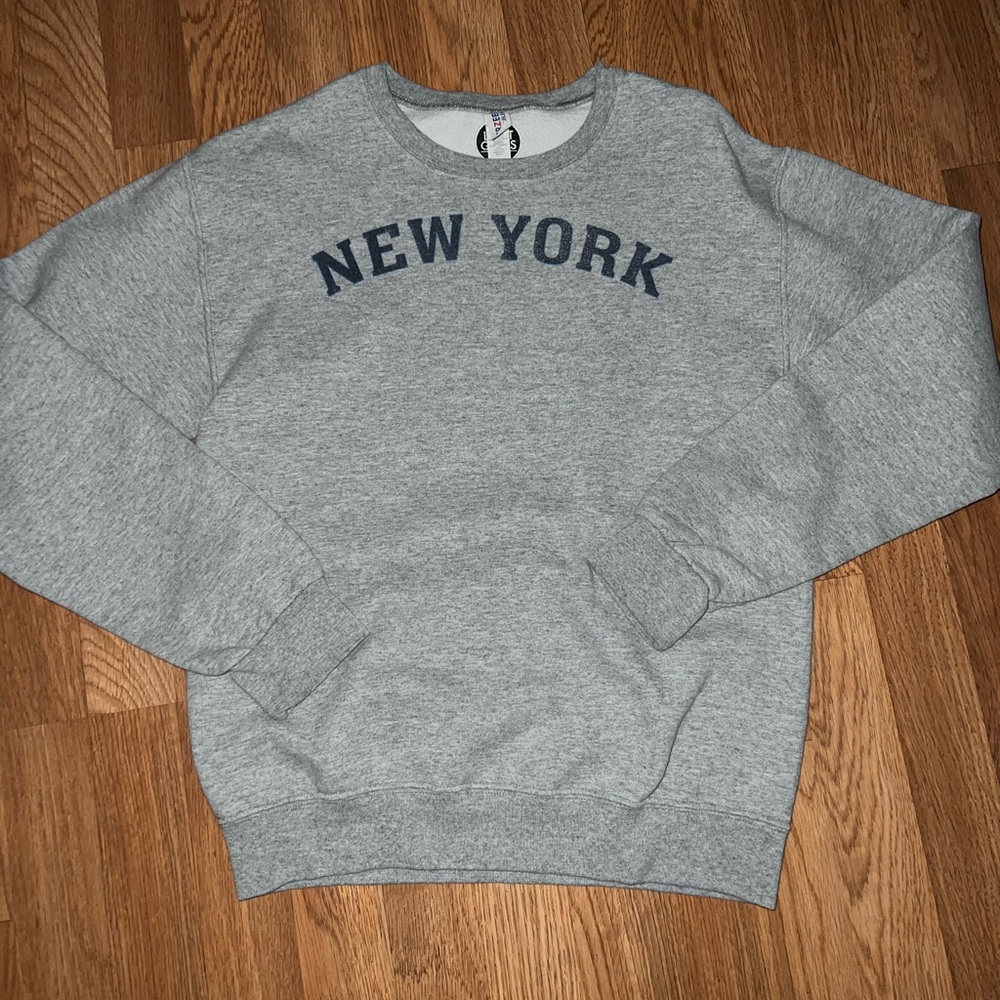 TILLYS CREW NECK